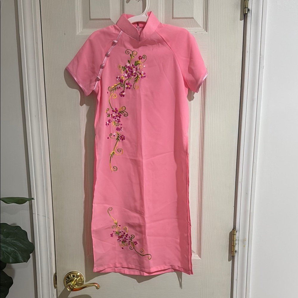Vietnamese Ai Dai size 9 (kids)!